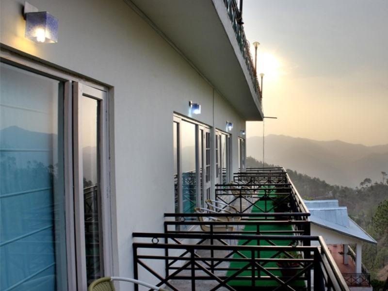 Maple Resort Chail Dış mekan fotoğraf